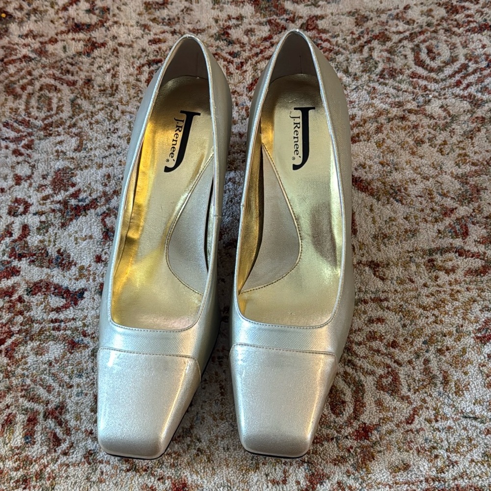 Vintage J. Renee High heel Pumps 9 M champagne